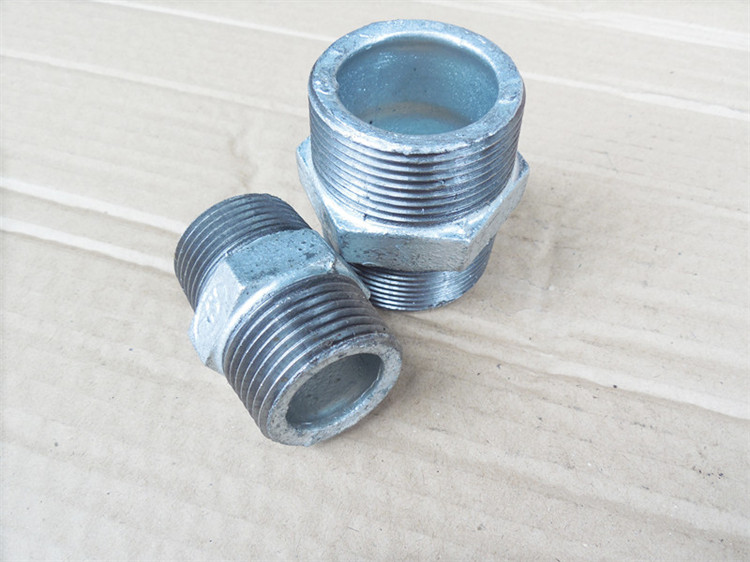 沃恩铸铁外丝4分